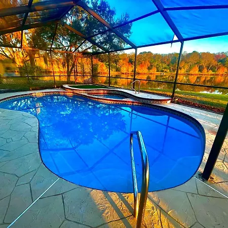 Tampa Golf Course Oasis With Pool- 4 Bedrooms!
